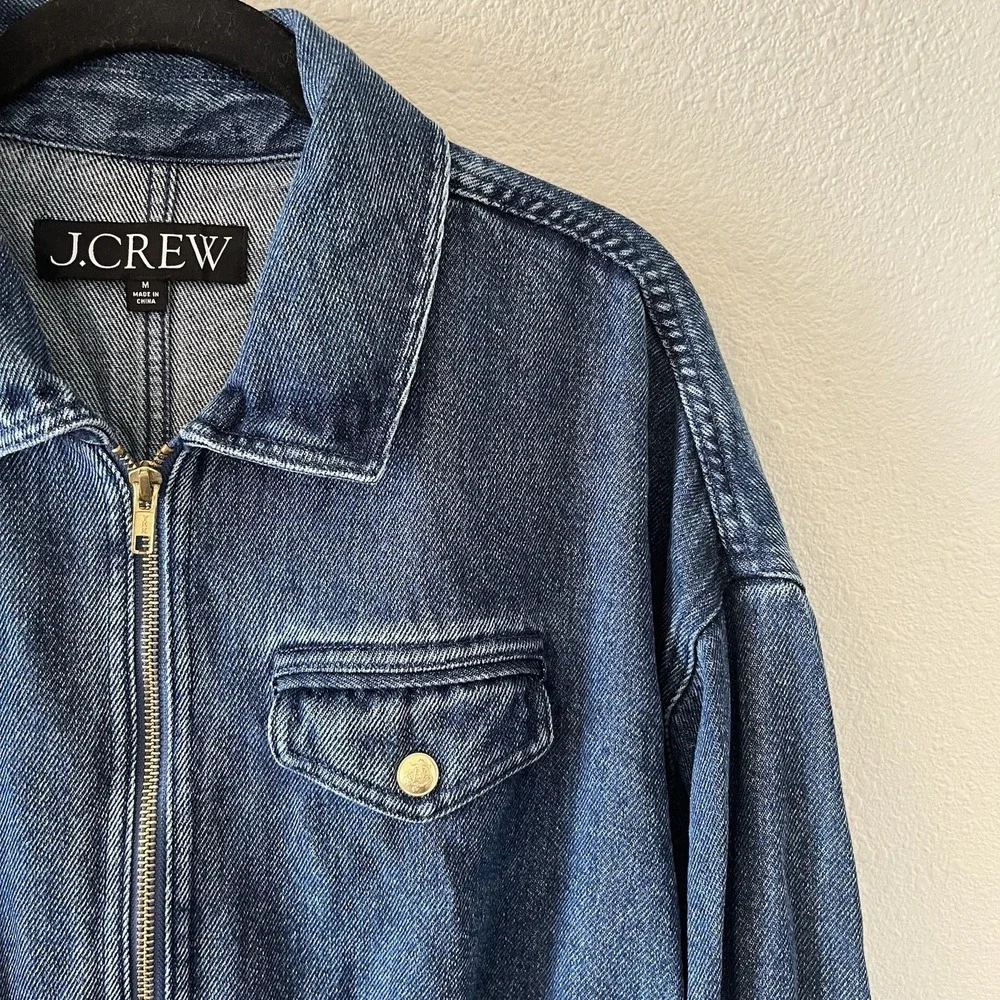 J. Crew Women's Denim Bomber Jacket Size Medium Drapey Denim Cropped Classic - Picture 3 of 13